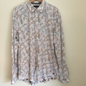 Espirit Floral Button Up